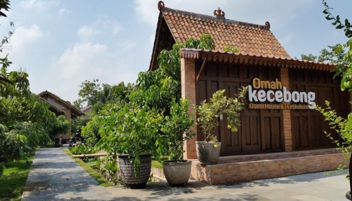 Omah Kecebong Resto