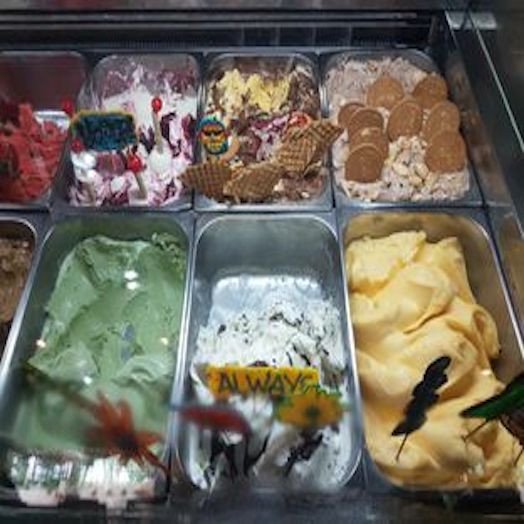 Toko Ice cream Pisa Cafe